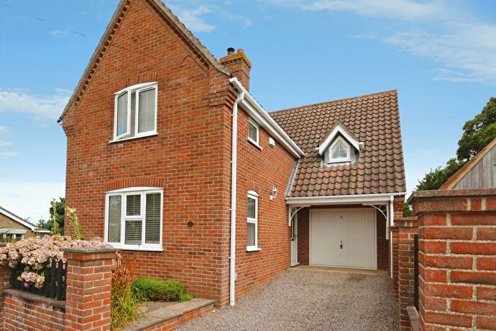 3 Bedroom Detached House For Sale In Post Office Lane, Chapel Hill, Lincoln, LN4