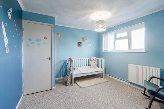 4 Bedroom Semi-Detached House For Sale In Whaddon Way, Bletchley, MK3