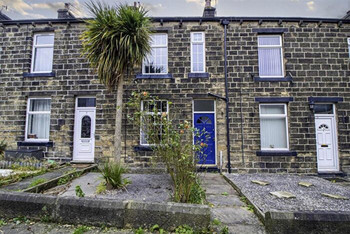 2 Bedroom Terraced House To Rent In King Street, Silsden, BD20