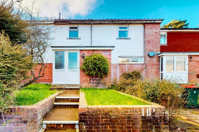 3 Bedroom Terraced House To Rent In Terry Road, Crawley, RH11