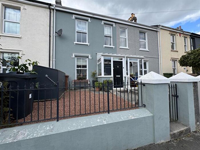 4 Bedroom Terraced House For Sale In Mannamead, Plymouth, PL3