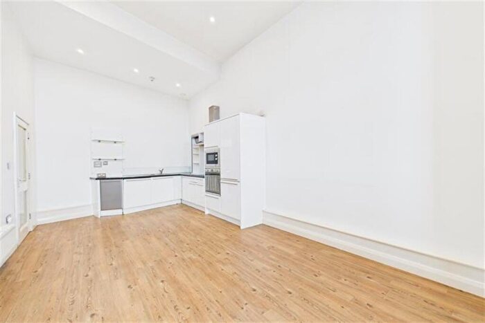 1 Bedroom Apartment To Rent In Crusader House, Thurland Street, Nottingham, NG1