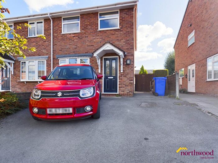 3 Bedroom Semi-Detached House To Rent In Padstow Way, Trentham, Stoke-on-Trent, ST4
