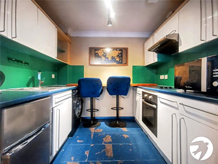 1 Bedroom Flat To Rent In Erith Road, Belvedere, DA17