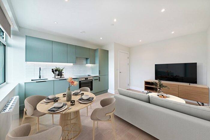 1 Bedroom Flat For Sale In Marqueen House, Burrell Row, Beckenham, BR3