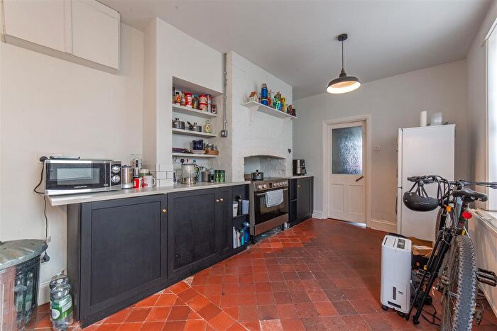 3 Bedroom End Of Terrace House For Sale In Grove Estate, Pontnewynydd, Pontypool, NP4