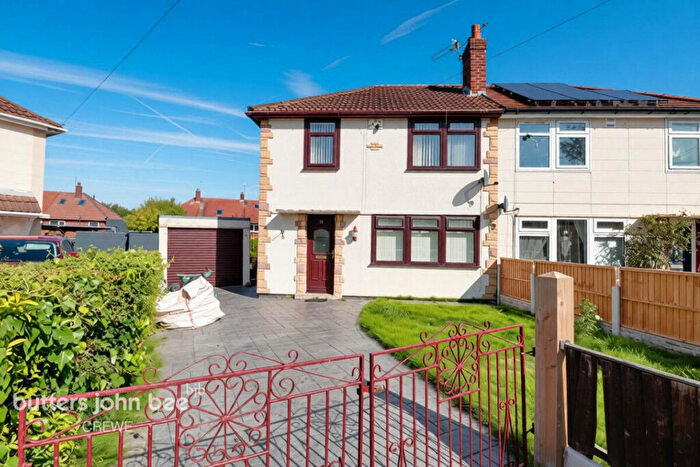 3 Bedroom Semi-Detached House For Sale In Tabley Road, Crewe, CW2