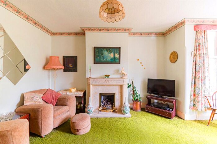 3 Bedroom Semi-Detached House For Sale In Falcondale Road, Bristol, BS9