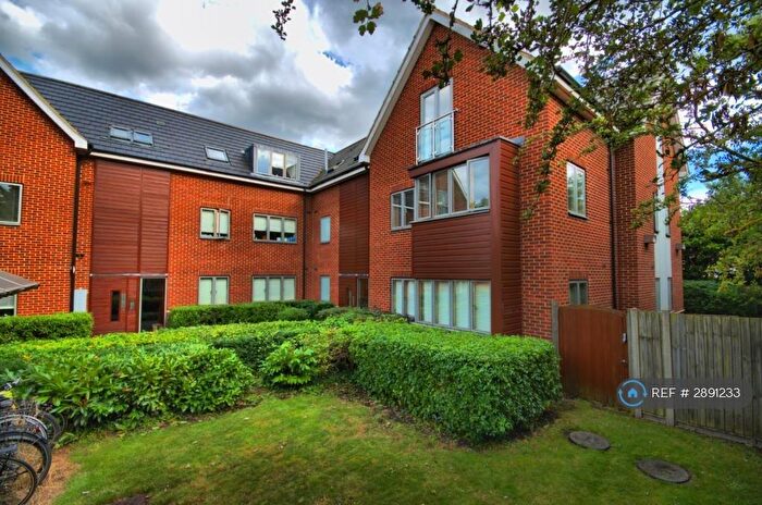 2 Bedroom Flat To Rent In Newmarket Road, Cambridge, CB5