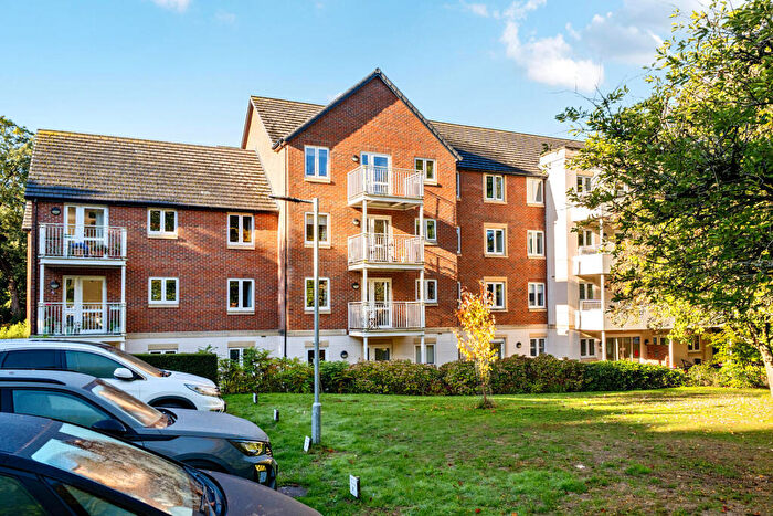 2 Bedroom Retirement Property For Sale In Bath Road, Devizes, SN10