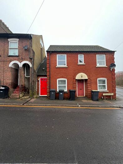 1 Bedroom Flat For Sale In Buxton Road, Luton, LU1