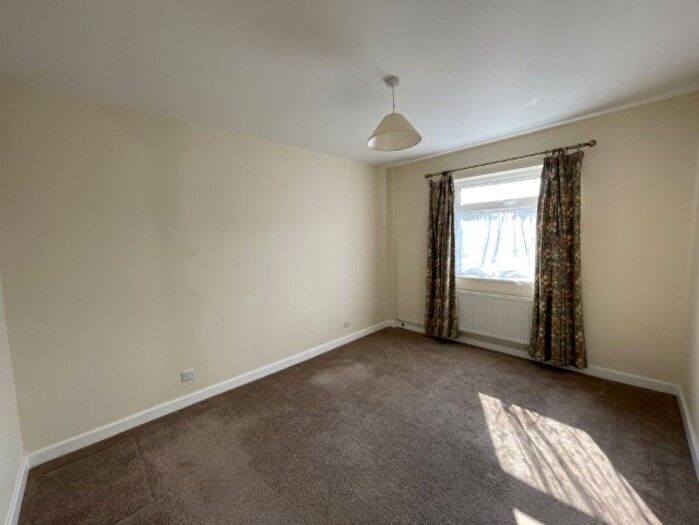 2 Bedroom Detached Bungalow For Sale In Maltings Drive, Harleston, Norfolk, IP20