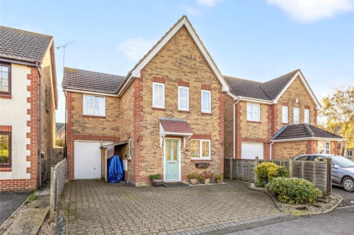 3 Bedroom Detached House For Sale In Rose Place, Littlehampton, West Sussex, BN17