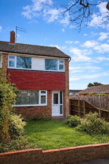 2 Bedroom End Of Terrace House For Sale In Brendon Road, Worthing, BN13