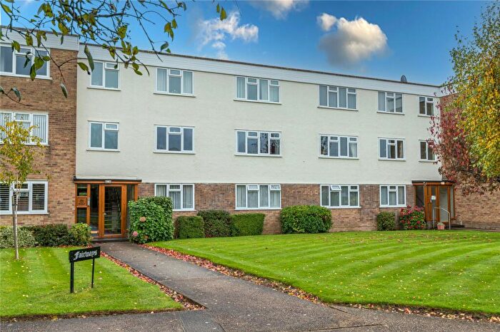 2 Bedroom Apartment For Sale In Fairways, Wyatts Drive, Thorpe Bay, Essex, SS1