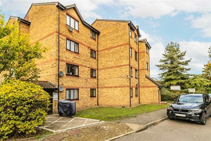 1 Bedroom Flat To Rent In Myers Lane, New Cross, SE14