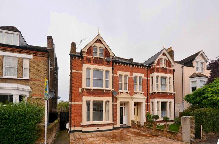 2 Bedroom Flat For Sale In Lewin Road, Streatham, London, SW16