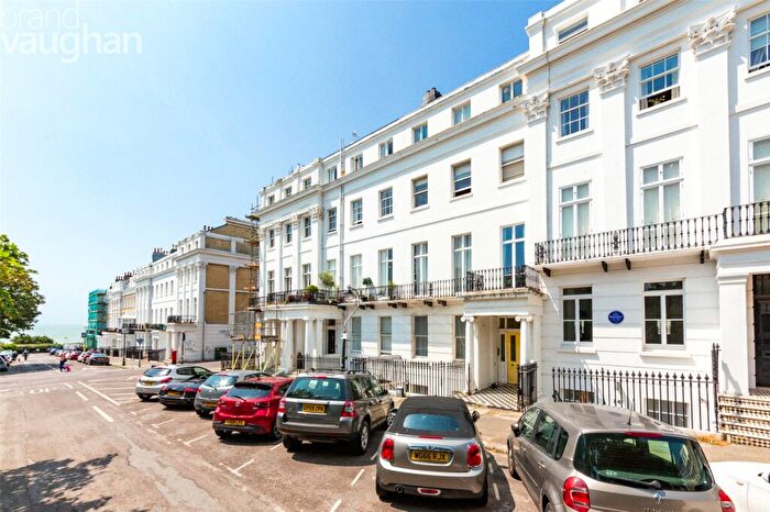 2 Bedroom Flat To Rent In Sussex Square, Brighton, East Sussex, BN2