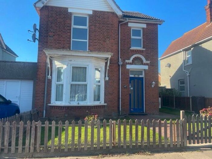 1 Bedroom Flat To Rent In Beaconsfield Road, Clacton-On-Sea, CO15