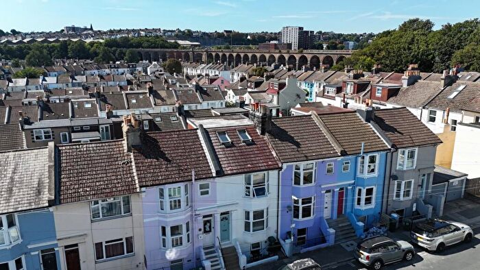 4 Bedroom Town House For Sale In Yardley St, Roundhill, Brighton, BN1