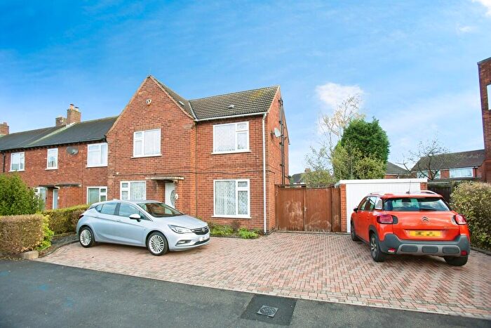 3 Bedroom End Of Terrace House For Sale In Church Walk, Mancetter, Atherstone, CV9