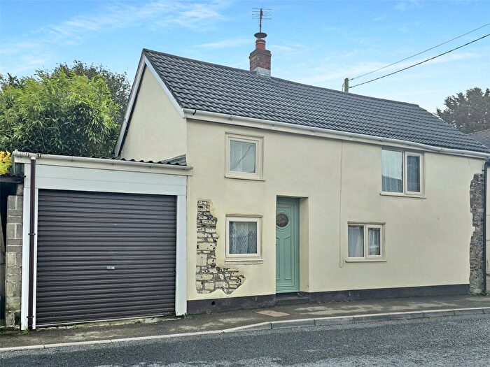 3 Bedroom Link Detached House For Sale In Kilkhampton, Bude, Cornwall, EX23