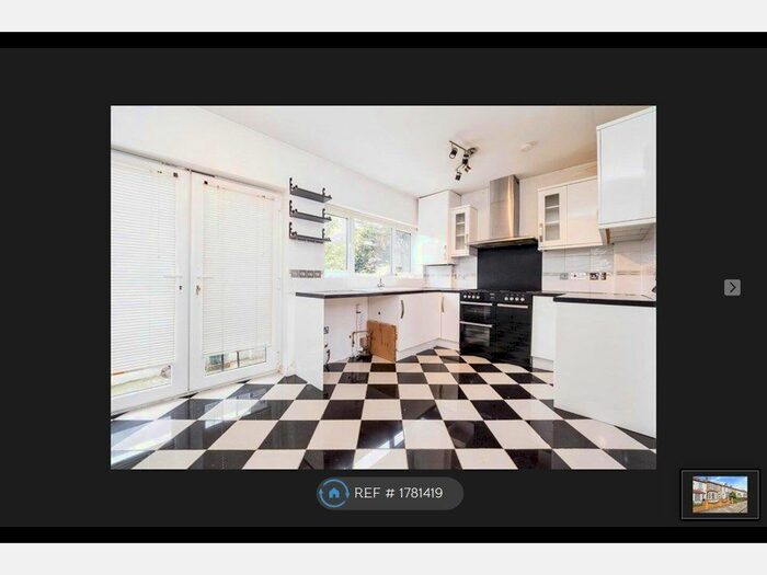 3 Bedroom Terraced House To Rent In Hunter Road, Ilford, IG1