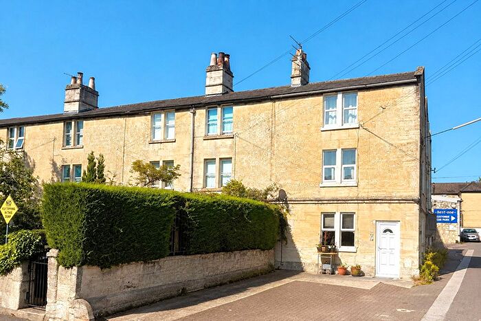 1 Bedroom Flat For Sale In Trowbridge Road, Bradford-On-Avon, BA15