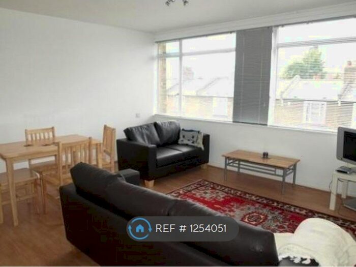 2 Bedroom Flat To Rent In Greenwich, London SE10