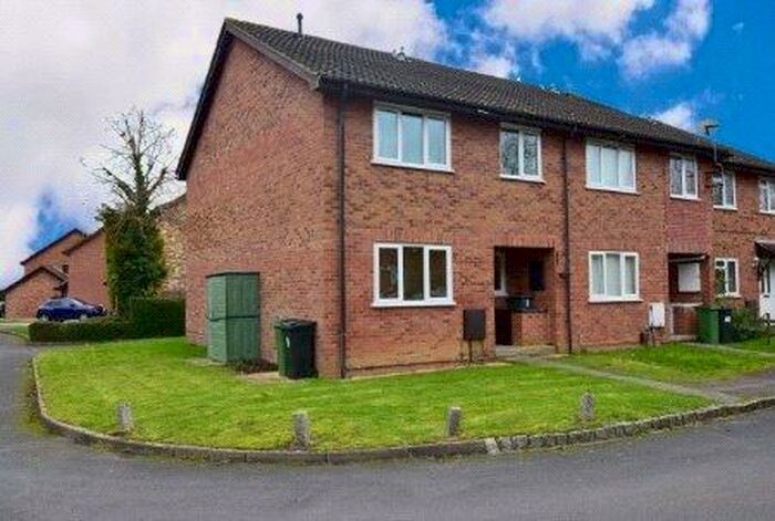 2 Bedroom House To Rent In Sorrells Close, Chineham, Basingstoke, Hampshire, RG24