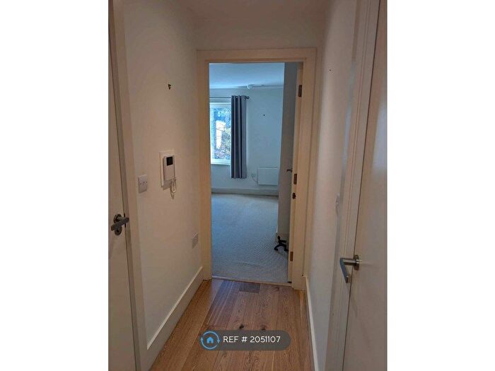 1 Bedroom Flat To Rent In Tiltman Place, London, N7