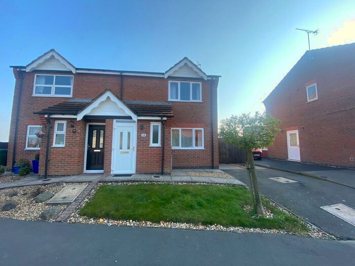 3 Bedroom Semi-Detached House To Rent In Longrigg Walk, Swineshead, PE20