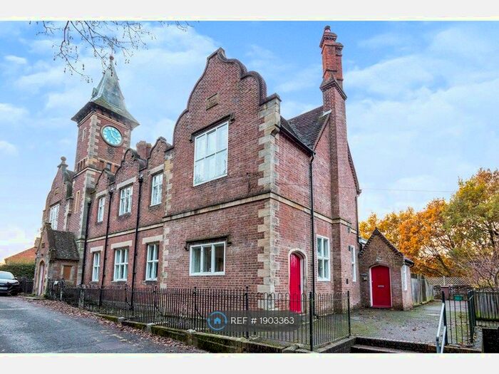 3 Bedroom Semi-Detached House To Rent In St Marys Court, Lamberhurst, TN3