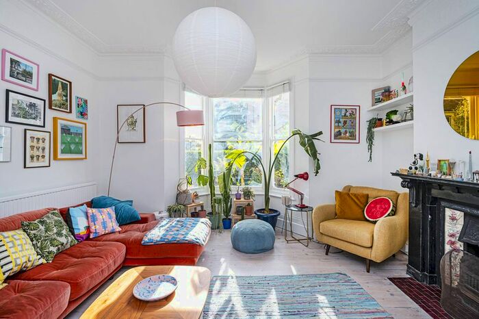 3 Bedroom End Of Terrace House To Rent In Clapton, Clapton, London, E5