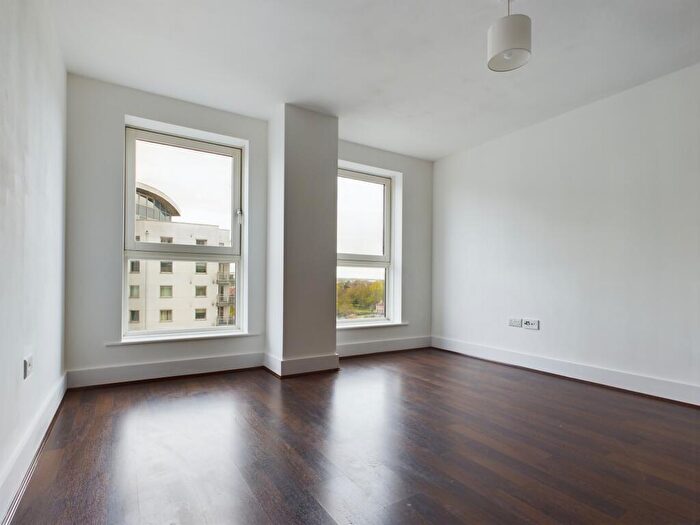 Studio To Rent In Skyline Plaza, Alencon Link, Basingstoke, RG21