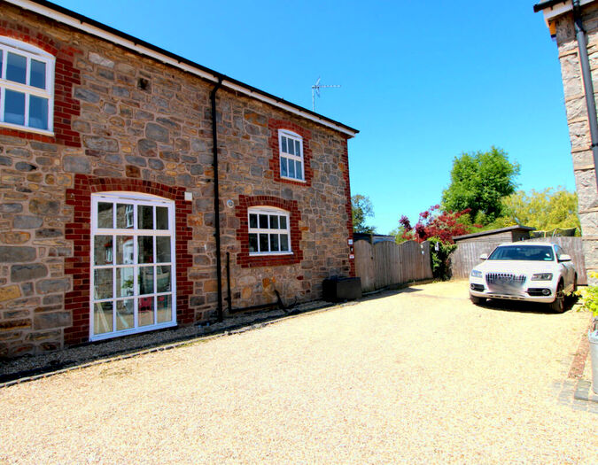 3 Bedroom Barn Conversion For Sale In Lower Mountain Road, Pen Y Ffordd, CH4