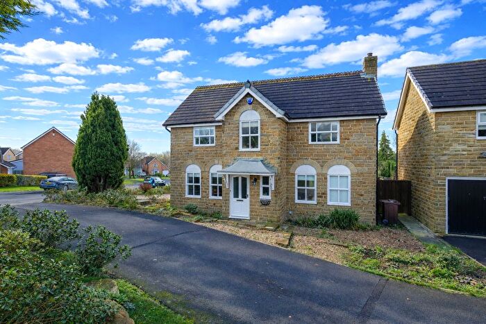 4 Bedroom Detached House For Sale In Highmoor Walk, West Lane, Baildon, Shipley, BD17