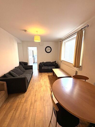 5 Bedroom House To Rent In Marlborough Road, Brynmill, Swansea, SA2