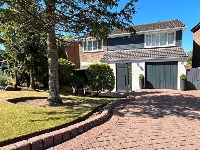 4 Bedroom Detached House For Sale In Stalyhill Drive, Stalybridge, SK15