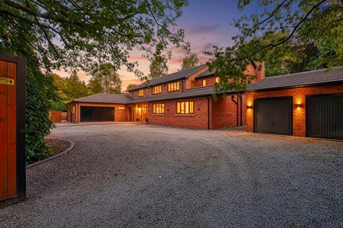 4 Bedroom Detached House For Sale In Vicarage Lane, Westhead, L40