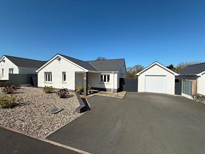 3 Bedroom Detached Bungalow For Sale In Heol Y Cwm, Cross Inn, Llandysul, SA44