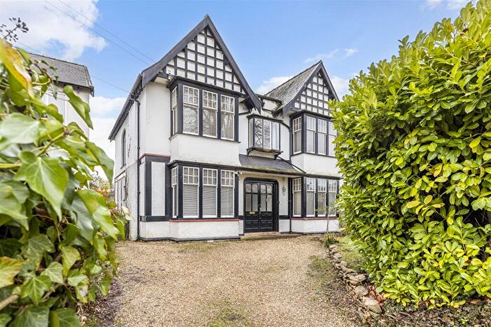 5 Bedroom Detached House For Sale In Battledown Approach, Cheltenham, GL52