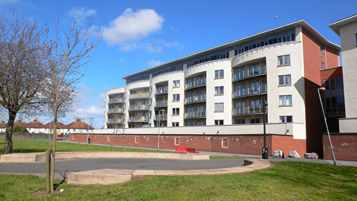 2 Bedroom Apartment To Rent In St Stephens Mansions, Mount Stuart Square, Cardiff Bay, CF10