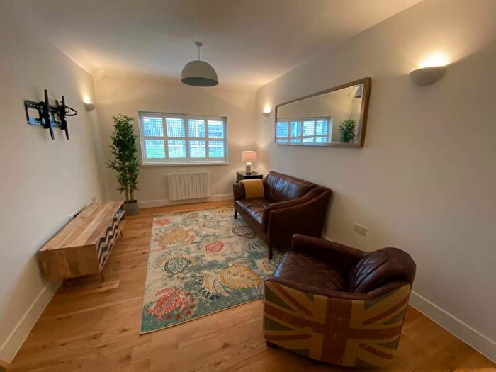 1 Bedroom Flat To Rent In Howard Terrace, CF24