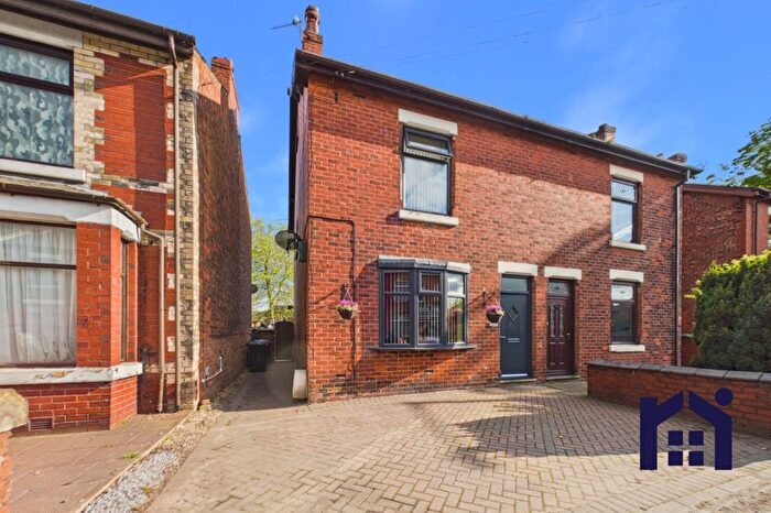 4 Bedroom Semi Detached House For Sale In Spendmore Lane, Coppull, PR7