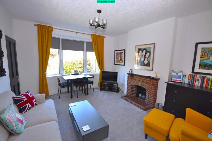 2 Bedroom Bungalow To Rent In Vandeleur Grove, Edinburgh, EH7