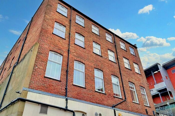 2 Bedroom Flat To Rent In Bournemouth, BH2