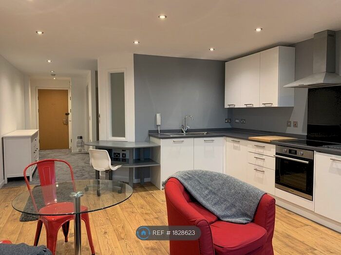 1 Bedroom Flat To Rent In Marco Island, Nottingham, NG1