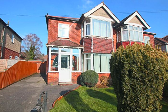 3 Bedroom Semi-Detached House For Sale In Portswood, Southampton, SO17