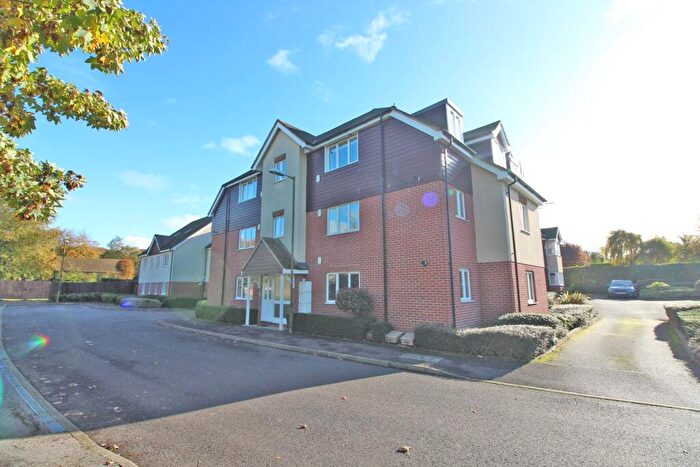 2 Bedroom Apartment For Sale In Weston Way, Baldock, SG7
